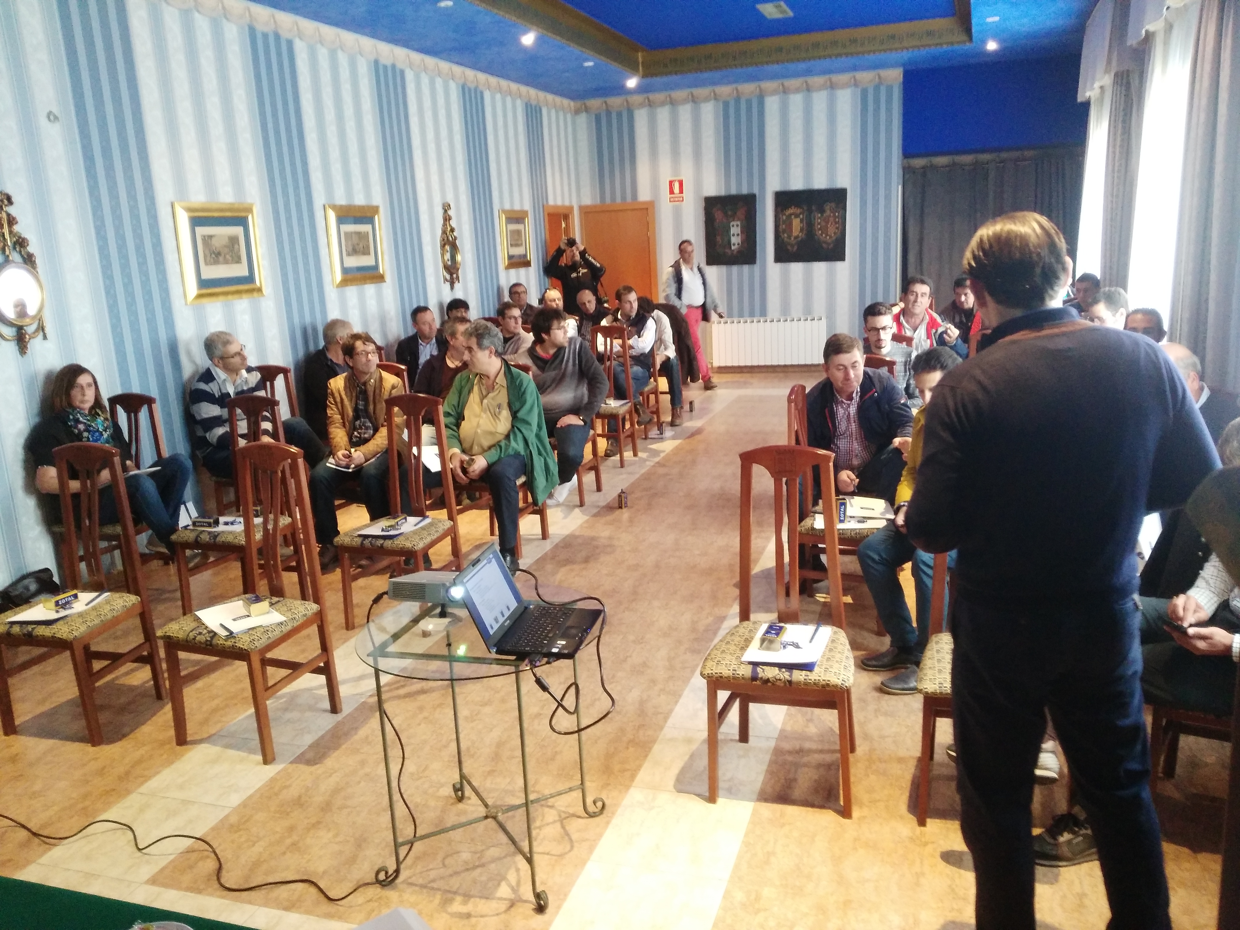 Zotal participa en las jornadas de formación de Asovino